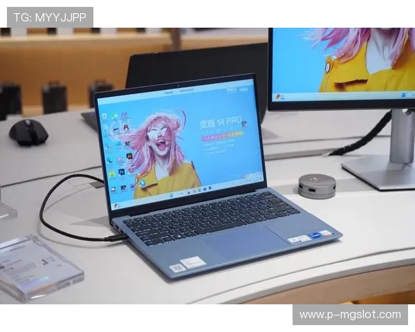 戴尔硬件防蓝光游戏显示器提升护眼效果畅享极致游戏体验